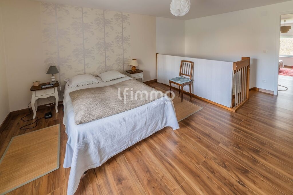 Photo 9 : Coquette Propriété, bien rénovée, en pleine campagne mosellane