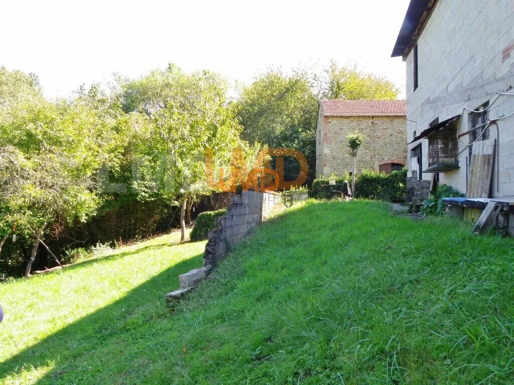 Photo 15 : ancien corps de ferme avec dépendances une grange sur étable