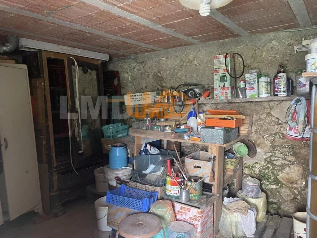 Photo 30 : ancien corps de ferme avec dépendances une grange sur étable