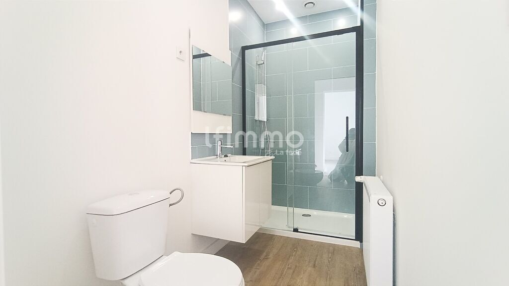 Photo 12 : Maison de ville entièrement rénovée avec jardin