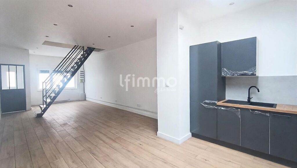 Photo 3 : Maison de ville entièrement rénovée avec jardin