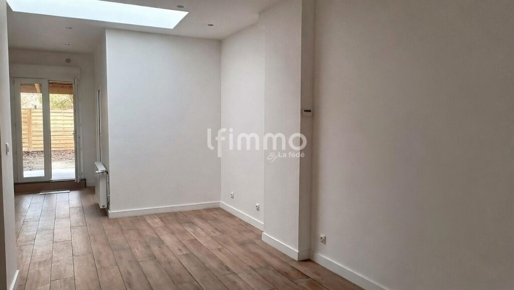 Photo 4 : Maison de ville entièrement rénovée avec jardin