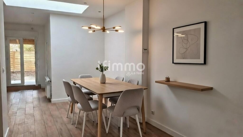 Photo 5 : Maison de ville entièrement rénovée avec jardin