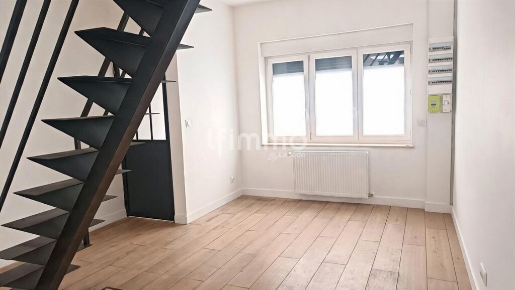 Photo 9 : Maison de ville entièrement rénovée avec jardin