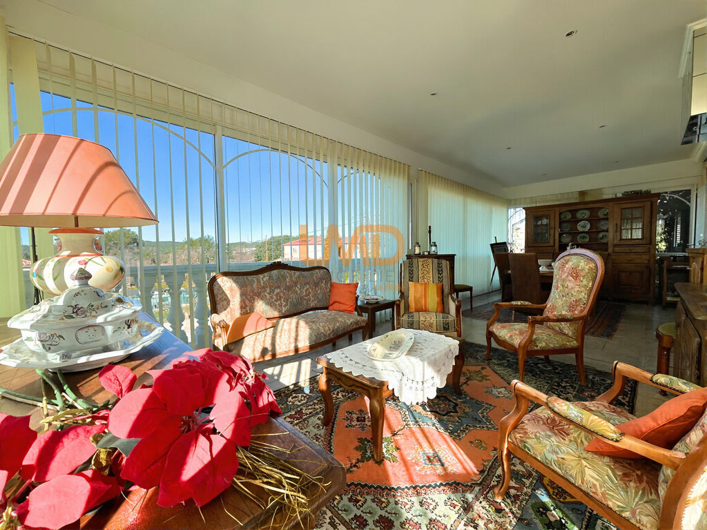 Photo 14 : Propriete prestige piscine terrain 5489 m2 Trans en Provence