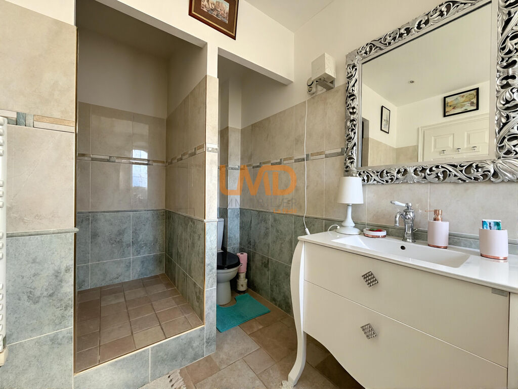 Photo 23 : Propriete prestige piscine terrain 5489 m2 Trans en Provence