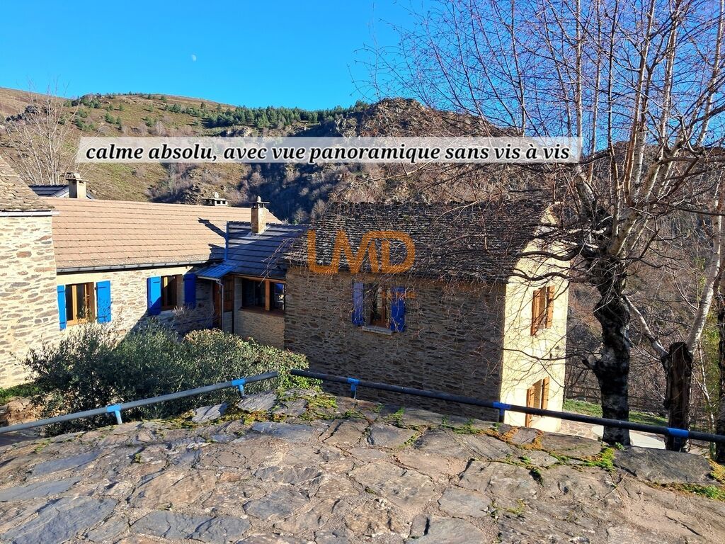 Photo 5 : Mas de charme en Lozère- Calme absolu - vue sur les montagnes