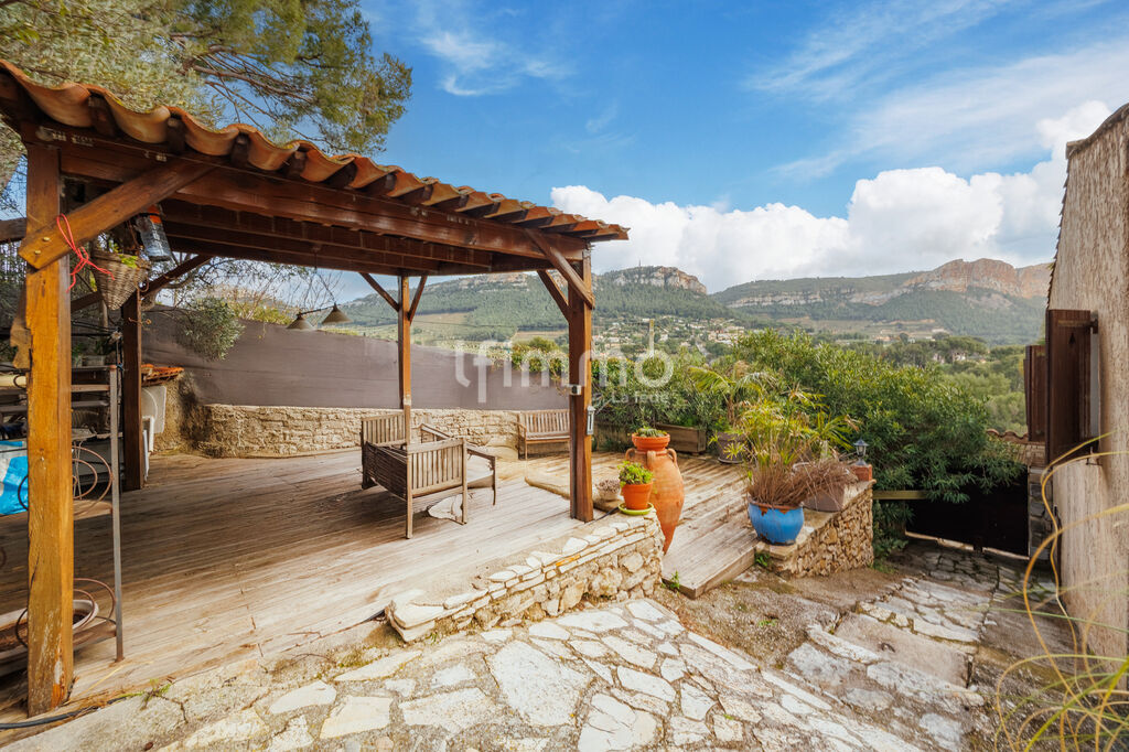 Photo 21 : Cassis - Maison de caractère-  10P - 260M2 - Vue Cap Canaille et