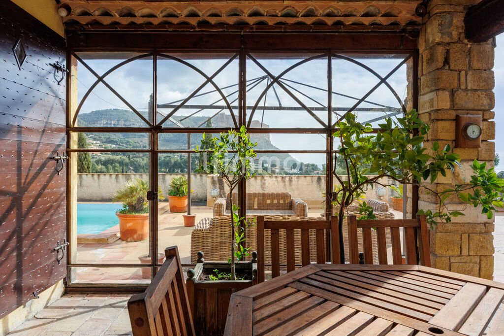 Photo 7 : Cassis - Maison de caractère-  10P - 260M2 - Vue Cap Canaille et