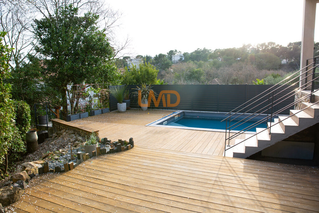 Photo 2 : Propriété- 6 pièces-piscine-garage