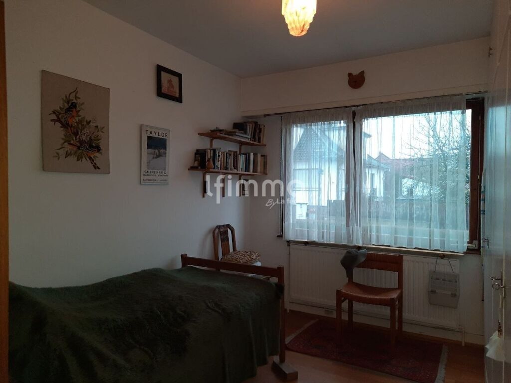 Photo 8 : Chaleureuse maison de plain-pied de 134 m² env. sur 8,64 ares