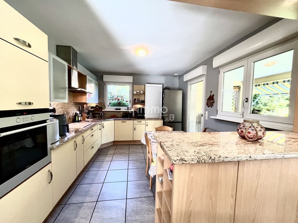 Photo 14 : Maison 231m² 8 Pièces, 6 chambres en 2 appartements sur 8,68 are