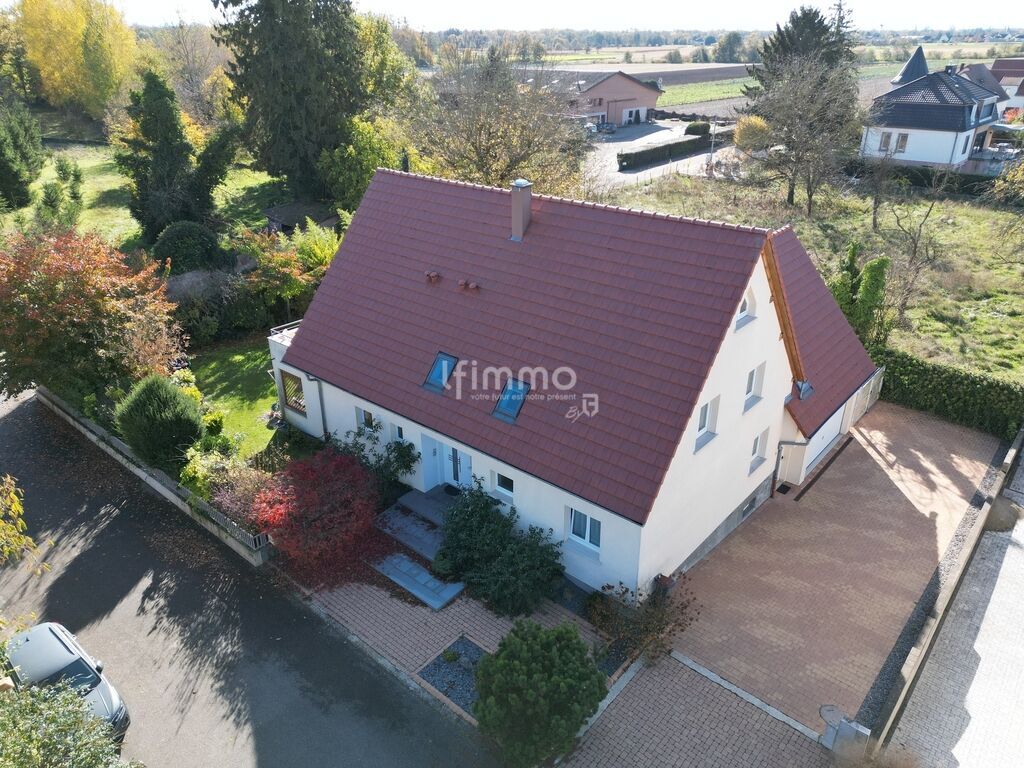 Photo 3 : Maison 231m² 8 Pièces, 6 chambres en 2 appartements sur 8,68 are