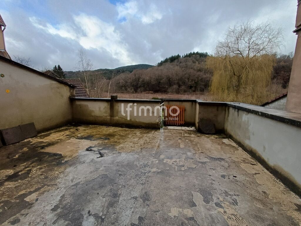 Photo 9 : Immeuble comprenant deux logements