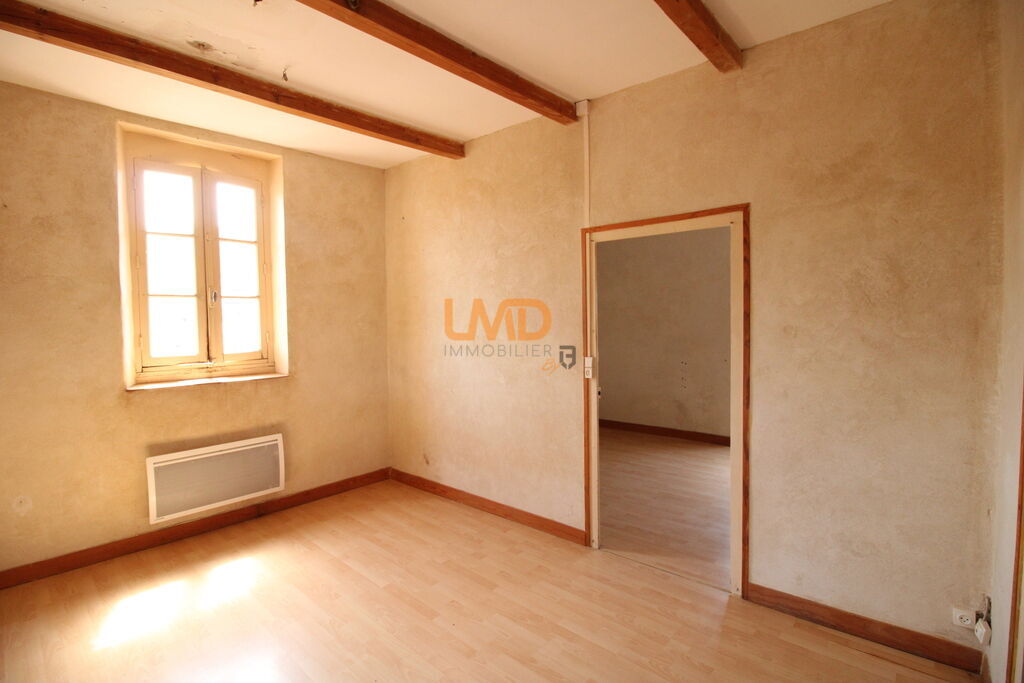 Photo 3 : Sauve appartement dans maison de village