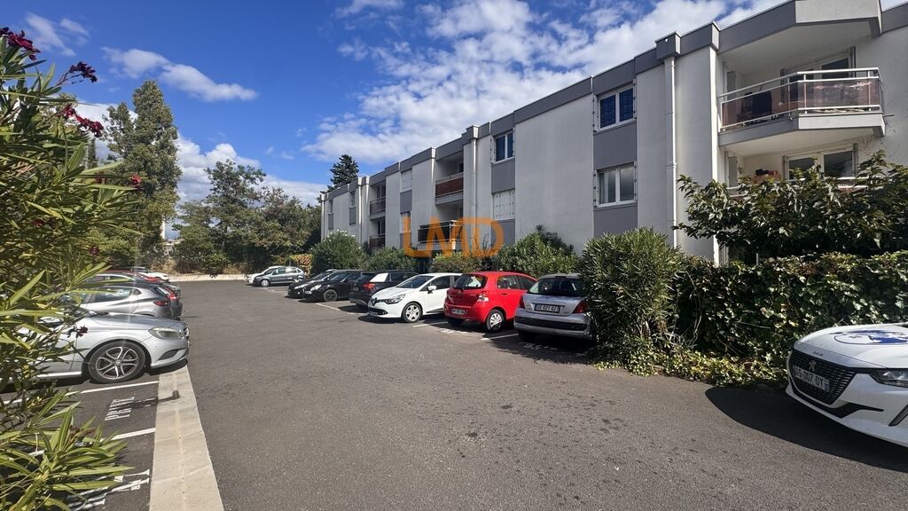 Photo 1 : Idéal investisseur. T2 45 m²,parking privatif, secteur gare Sain