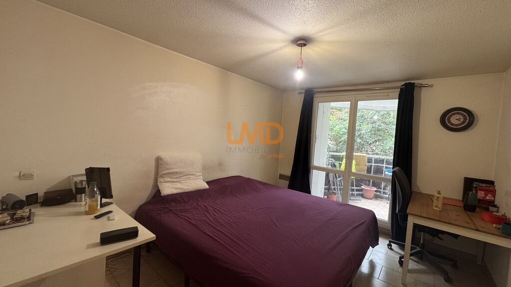 Photo 4 : Idéal investisseur. T2 45 m²,parking privatif, secteur gare Sain