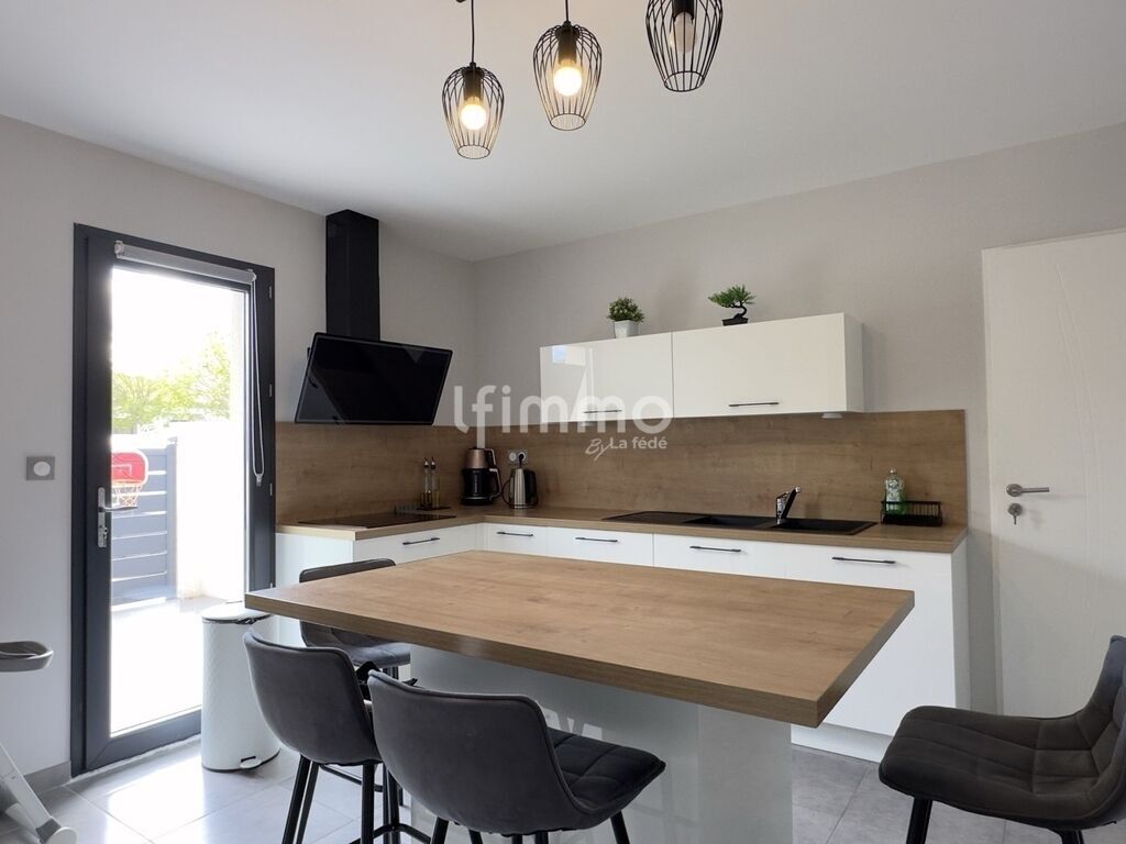 Photo 3 : Maison T4 -108 m² Moussan, jardin, pergola bioclimatique, clim