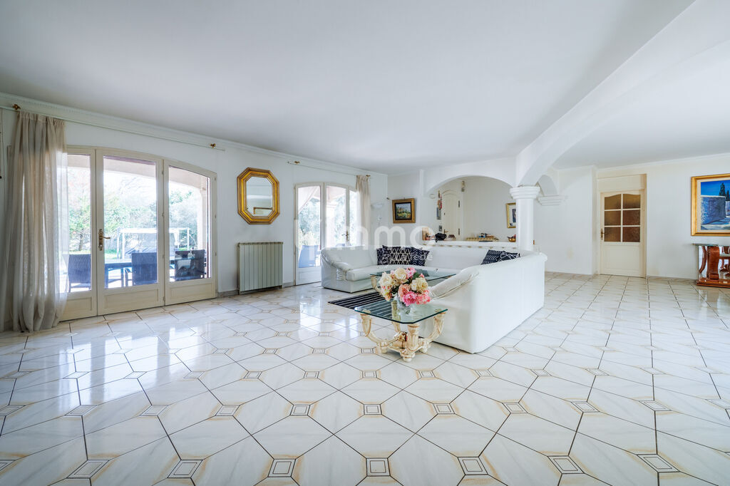 Photo 4 : Les Médecins - Maison Familiale -  6/7P - 240M2 + Dépendance