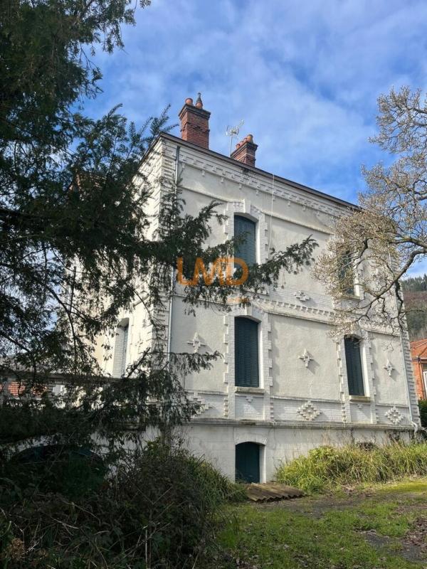 Photo 12 : Aveyron grande maison familliale sur terrain clôt