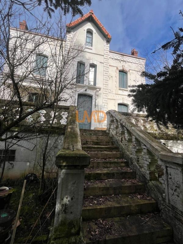 Photo 14 : Aveyron grande maison familliale sur terrain clôt