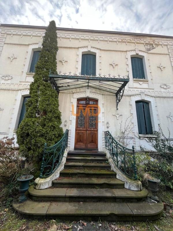 Photo 16 : Aveyron grande maison familliale sur terrain clôt