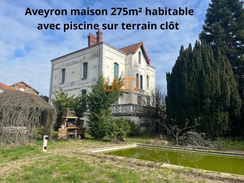 Photo 1 : Aveyron grande maison familliale sur terrain clôt