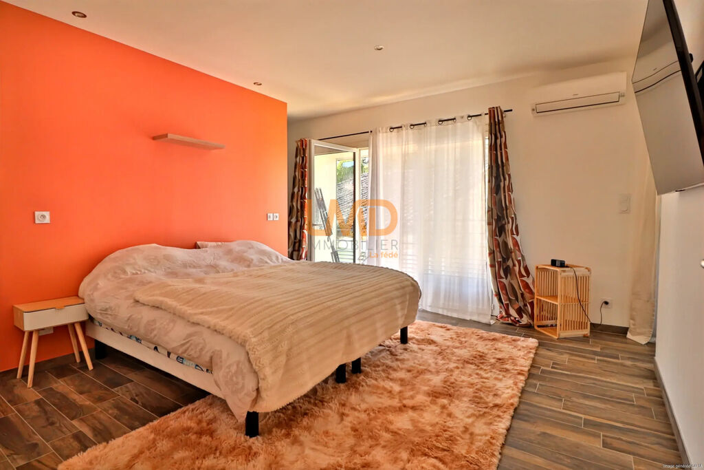 Photo 14 : maison de caractère 160m2 avec garage et jardin