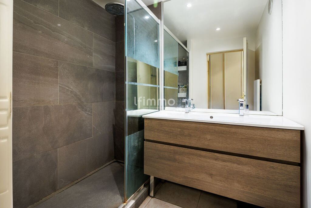 Photo 12 : Roucas Blanc - T4 83m2 - Terrasse vue mer & Notre Dame