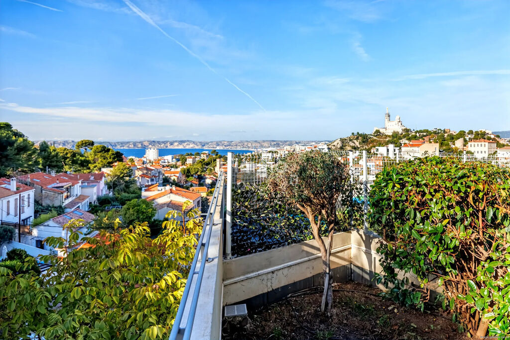 Photo 1 : Roucas Blanc - T4 83m2 - Terrasse vue mer & Notre Dame