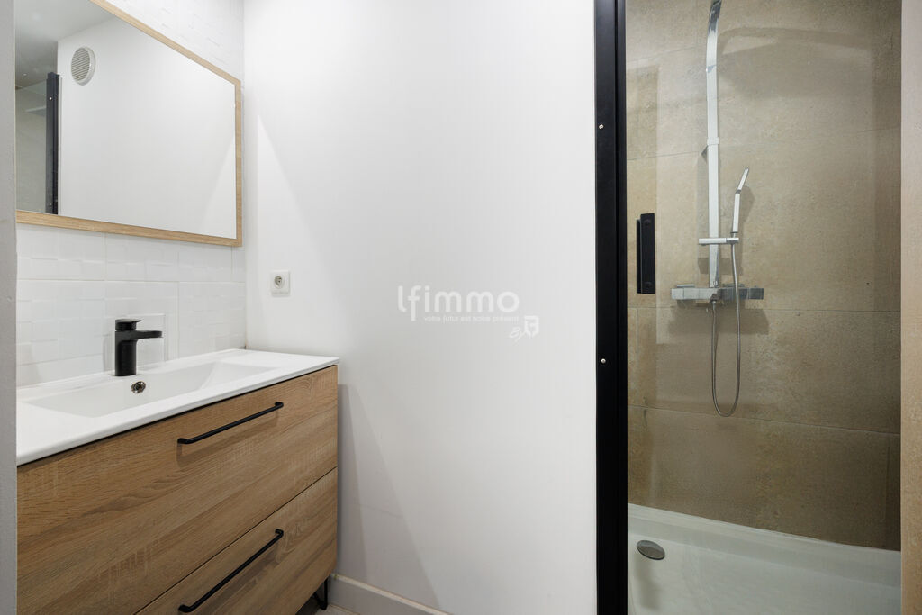 Photo 8 : Roucas Blanc - T4 83m2 - Terrasse vue mer & Notre Dame