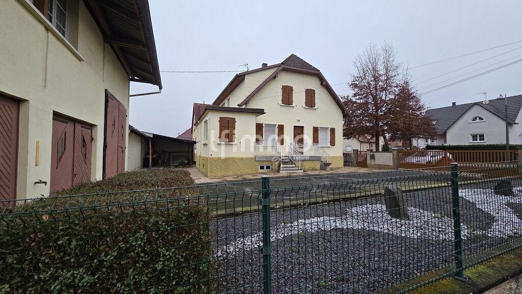 Photo 1 : Maison 155m², 6 pièces + grange et hangar