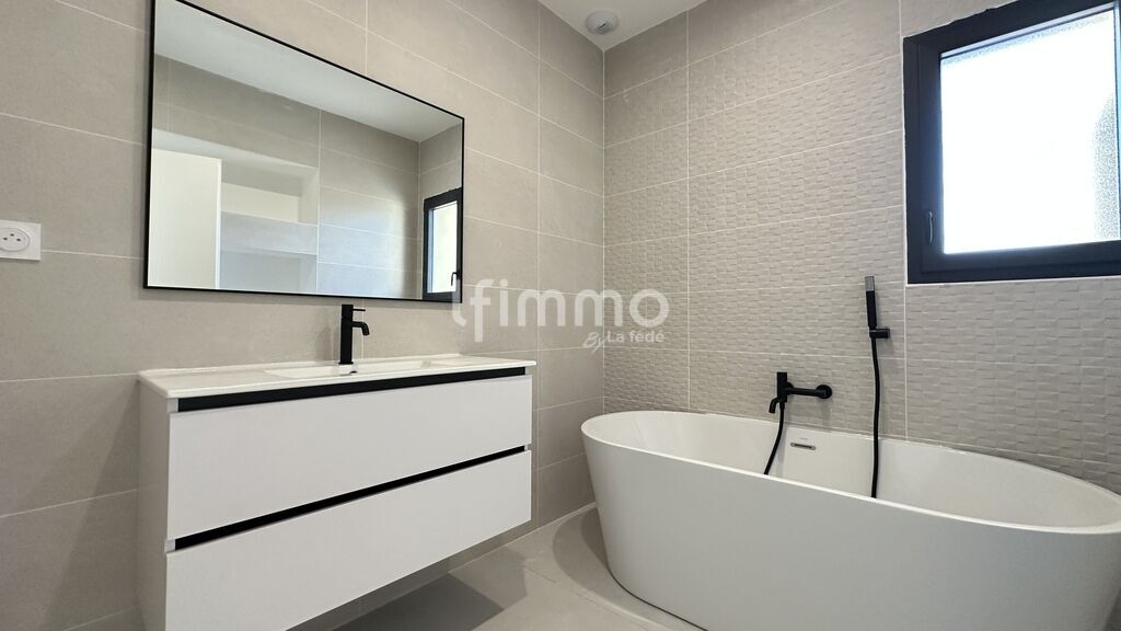 Photo 6 : Maison T4 récente plain-pied avec piscine –  proche Narbonne