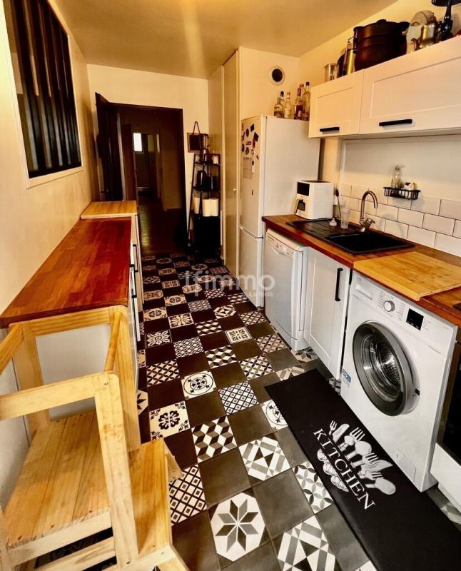 Photo 4 : 91100 Corbeil Essonne, F3 66m2 avec place de parking intérieur