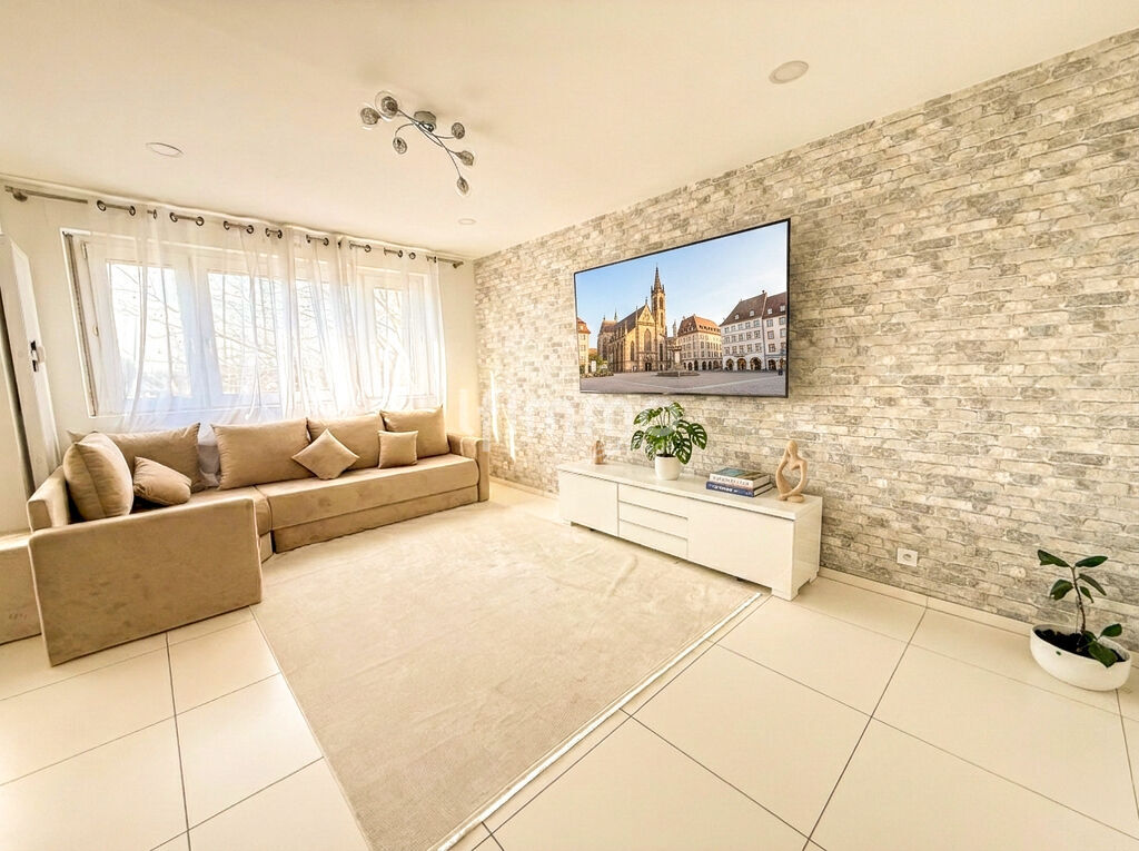 Photo 1 : Bel Appartement T3/T4 72m² - Rénové, Isolé avec Cave