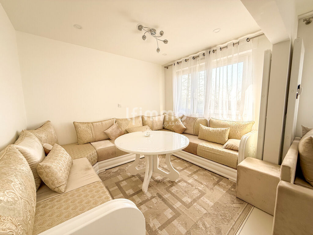 Photo 3 : Bel Appartement T3/T4 72m² - Rénové, Isolé avec Cave