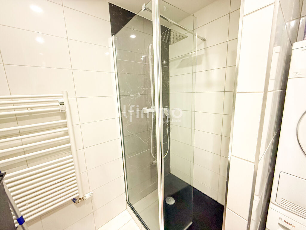 Photo 9 : Bel Appartement T3/T4 72m² - Rénové, Isolé avec Cave