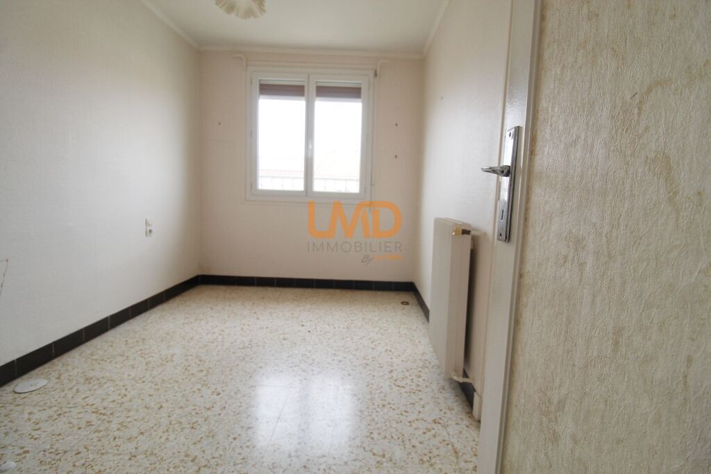 Photo 9 : Villa 3 faces de type 5 sur une parcelle arborée