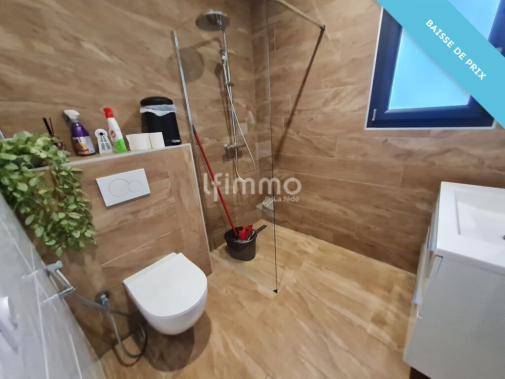 Photo 10 : Maison 141.19m² Terrain 528m² Garage Chalet