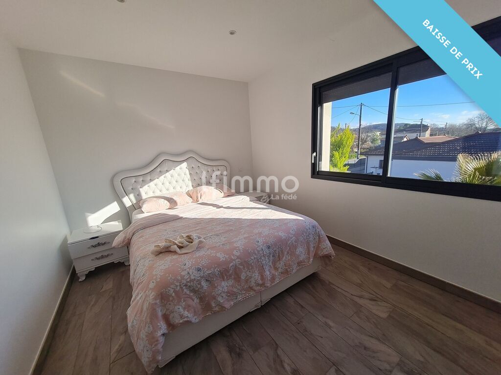 Photo 13 : Maison 141.19m² Terrain 528m² Garage Chalet