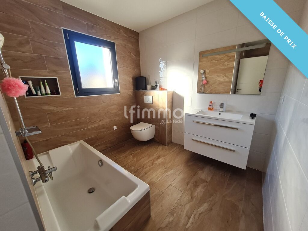 Photo 16 : Maison 141.19m² Terrain 528m² Garage Chalet