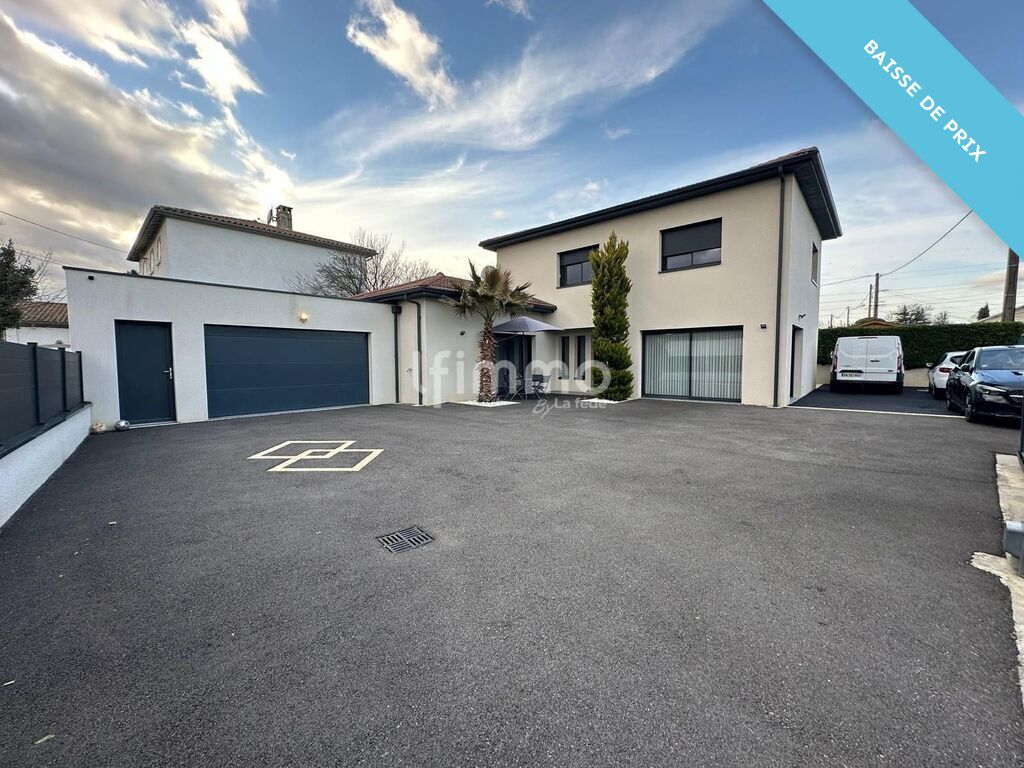 Photo 1 : Maison 141.19m² Terrain 528m² Garage Chalet