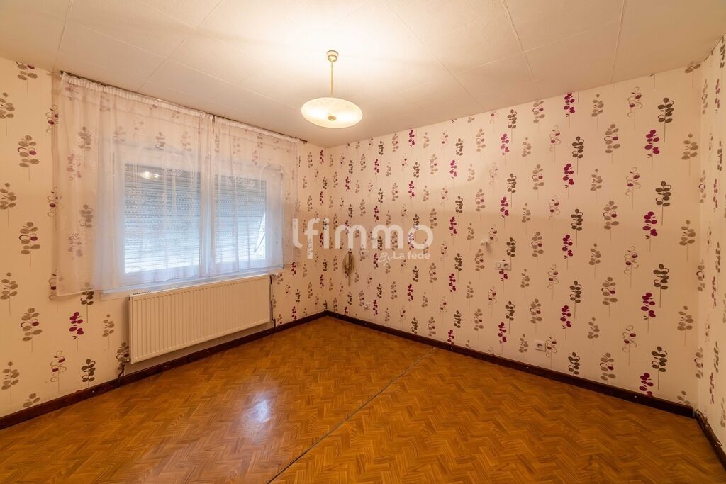 Photo 10 : Habitation familiale, dotée d'une belle construction à Moussey