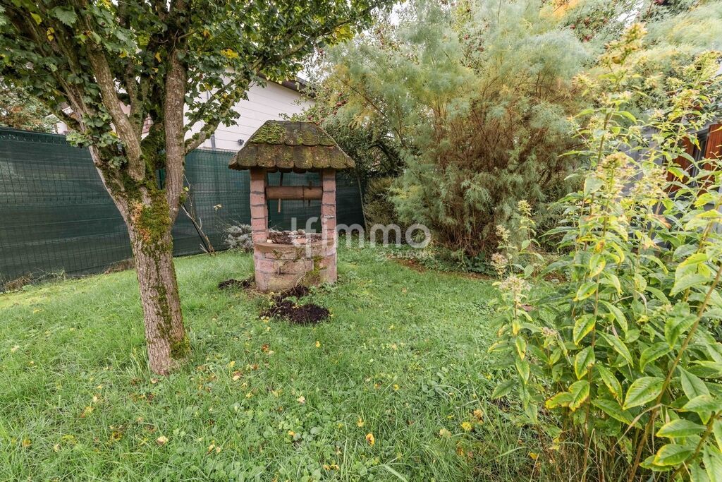 Photo 11 : Habitation familiale, dotée d'une belle construction à Moussey