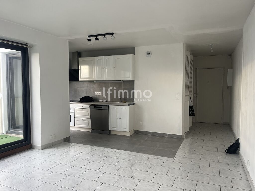 Photo 3 : 2 pieces avec terrasse au dernier étage