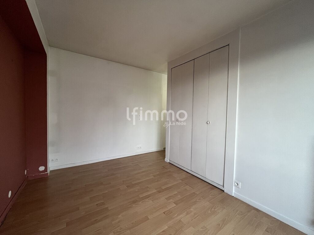 Photo 7 : 2 pieces avec terrasse au dernier étage