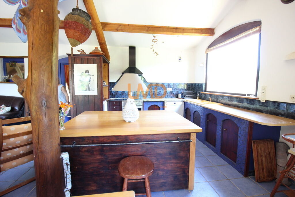 Photo 3 : Maison familiale de 136m² avec jardin arboré de 5470 m²