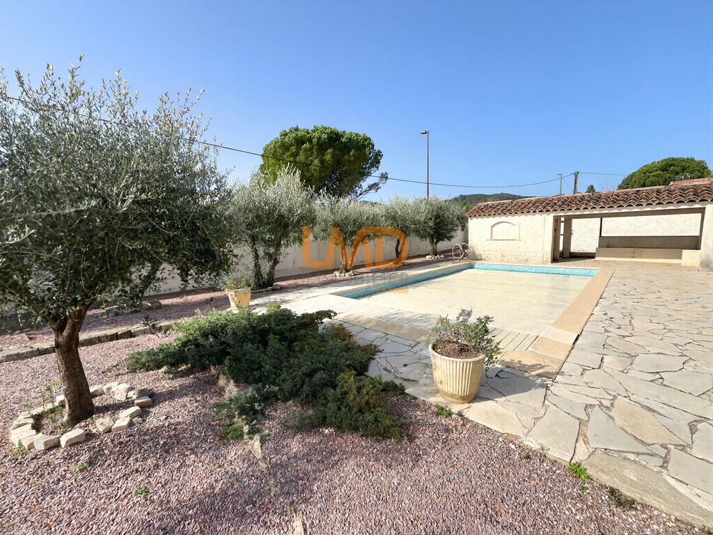 Photo 17 : Villa plain pied piscine oliveraie calme Figanieres