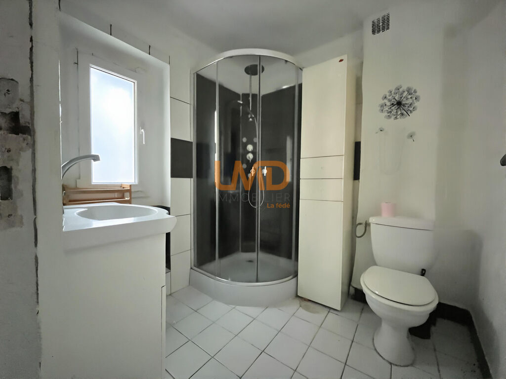 Photo 9 : Maison de village en pierre potentiel Chateaudouble calme