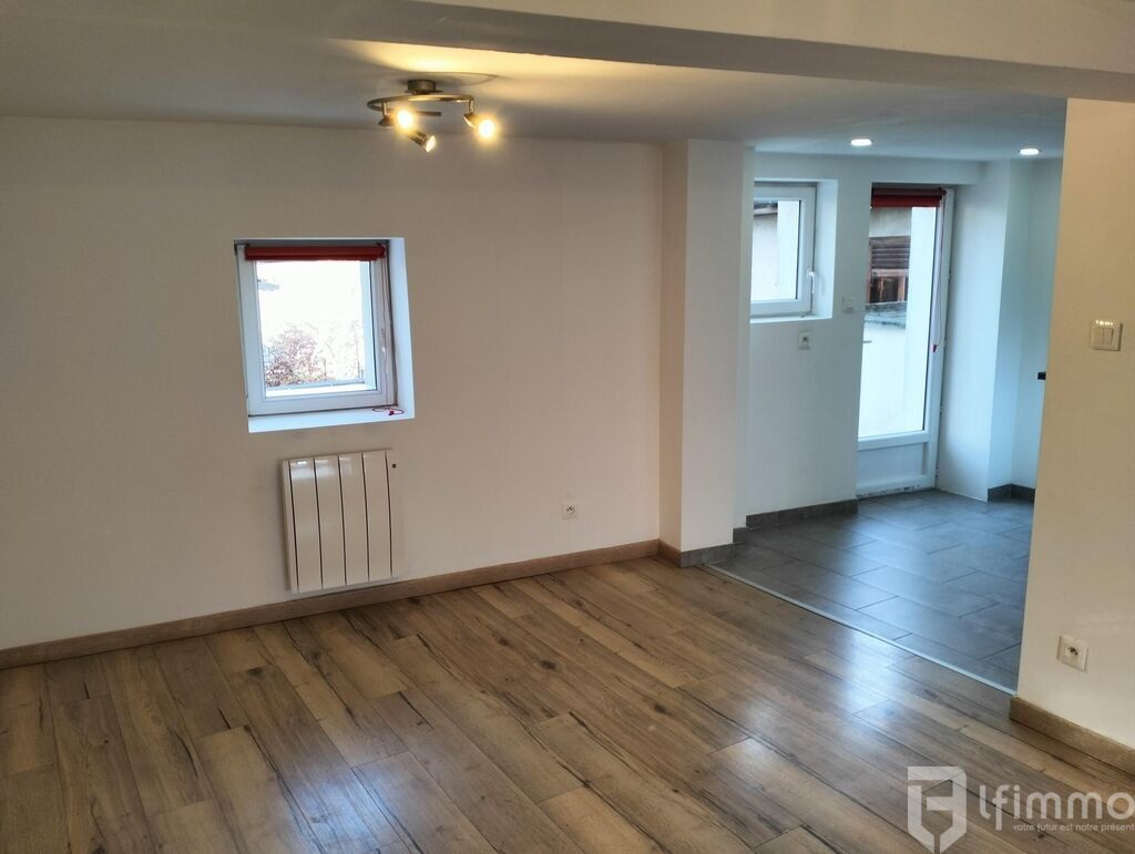 Photo 2 : Maison 3 pièces de 62m2 avec une cour